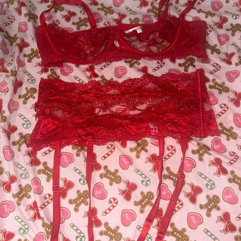 Elegant Red Lace Lingerie Set